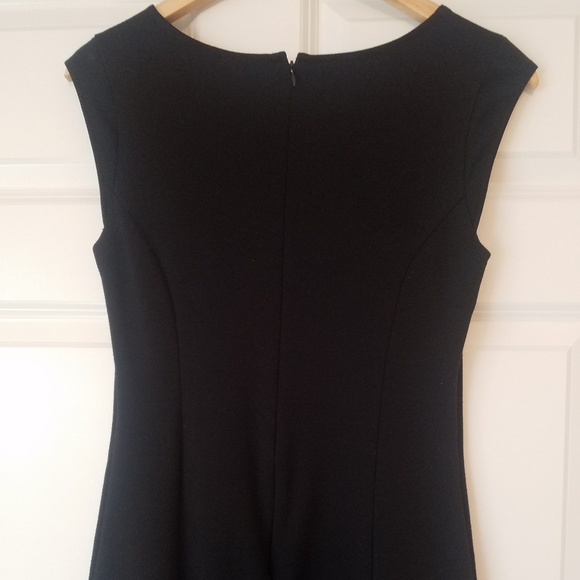 Little black dress - Picture 4 of 5